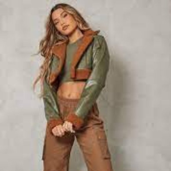 NWT PRETTYLITTLETHING BORG LINED FAUX LEATHER CROPPED AVIATOR. SZ 0 - Picture 1 of 3